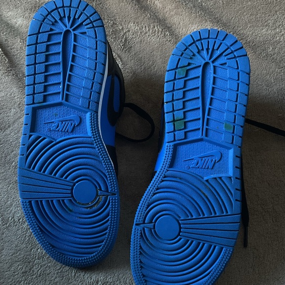 Nike Air Jordan High Tops - Black and Blue - Picture 5 of 5